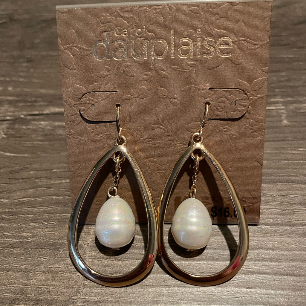 Teardrop Shape Gold Earrings With Mother Of Pearl Bead 5$